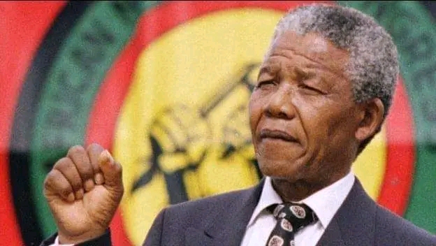 TUMENYANE : DUSABWA KUMARA IMINOTA 67 TWIBUKA NELSON MANDELA YAMAZE AGWANIRA AGATEKA. | daflx.com